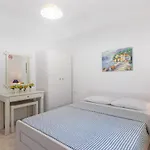 Ξενοδοχείο Lena *